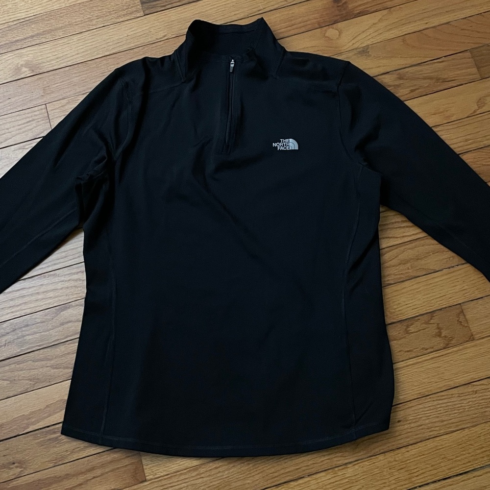 Black long sleeve quarter zip